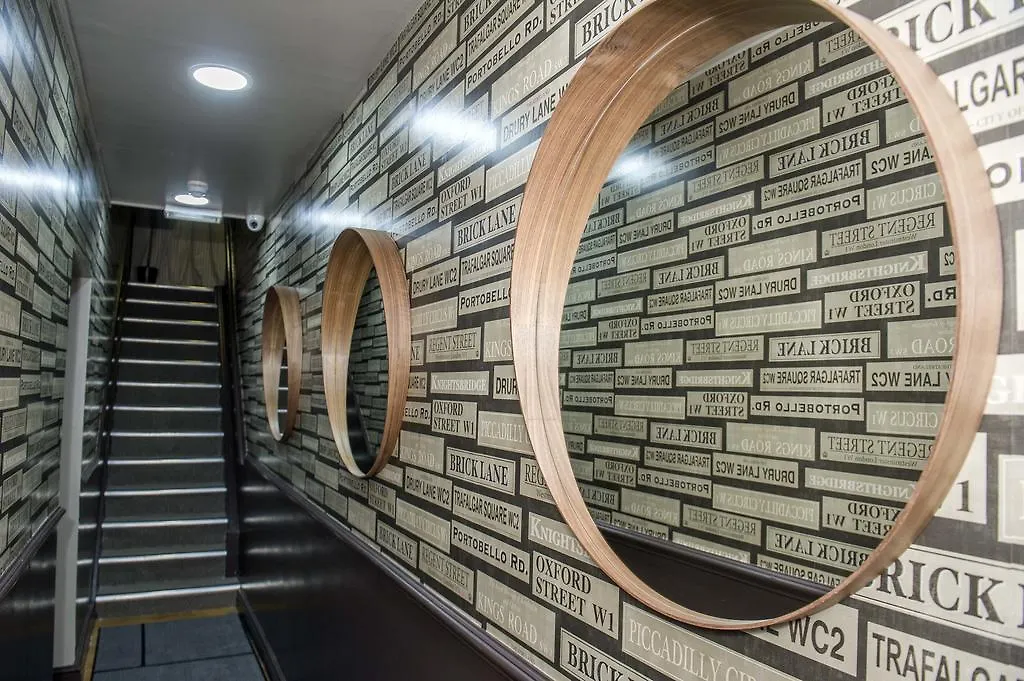 Monopoly Accommodations Londra Regno Unito